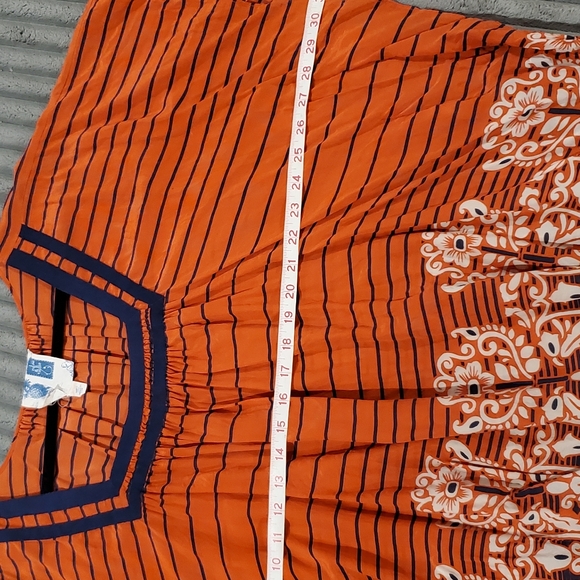 Edme & Esyllte Silk Caftan Blouse - Picture 3 of 9